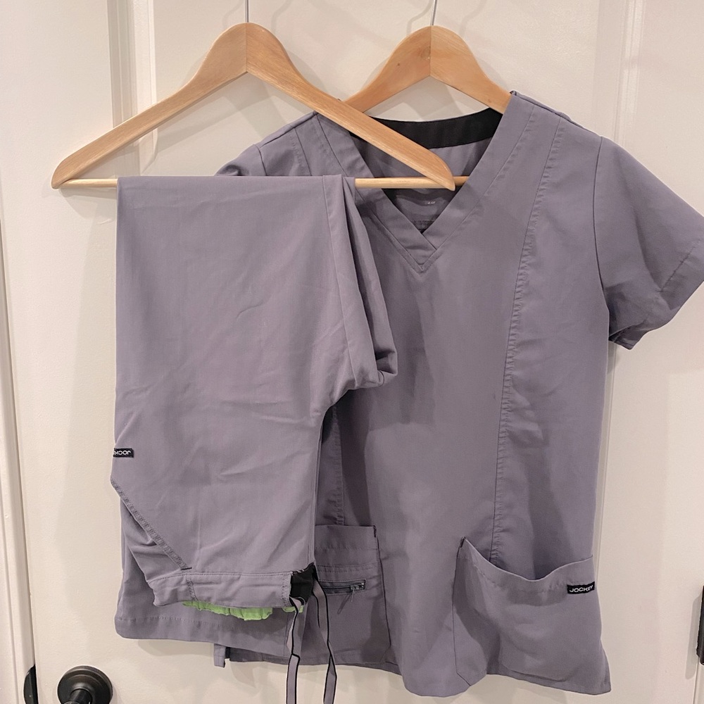 Jockey Women’s Scrub Set